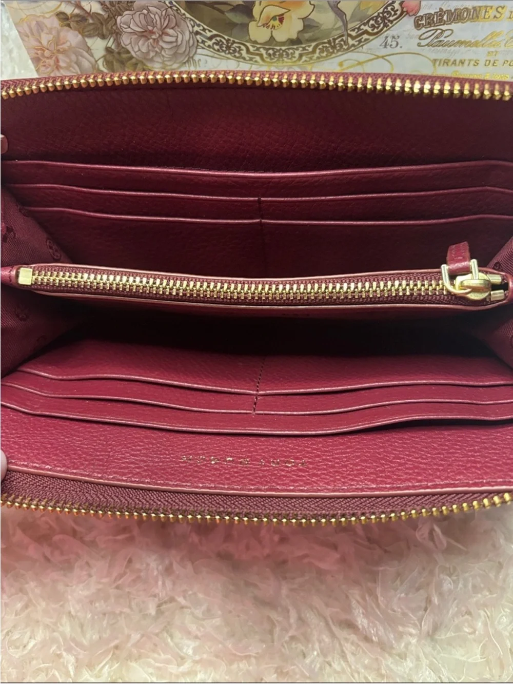 Tory Burch Burgundy Pebbled Leather Zip Wallet with Gold Logo - Picture 11 of 13